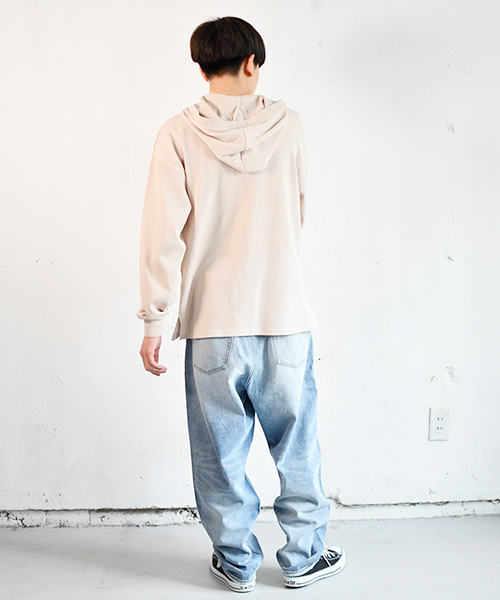 PairPair（ペアペア）の「ワイドテーパードデニムパンツ（デニムパンツ・メンズ・サックスブルー・MEDIUM/LARGE）」の5枚目の写真