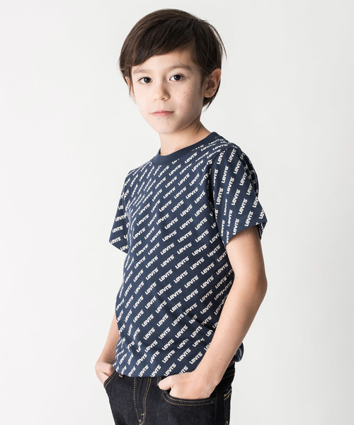 Levi's（リーバイス）の「リーバイス(R)キッズ 総柄ロゴTシャツ(身長90-120㎝)（Tシャツ/カットソー・キッズ・ブルー・4/5/6/7）」の8枚目の写真