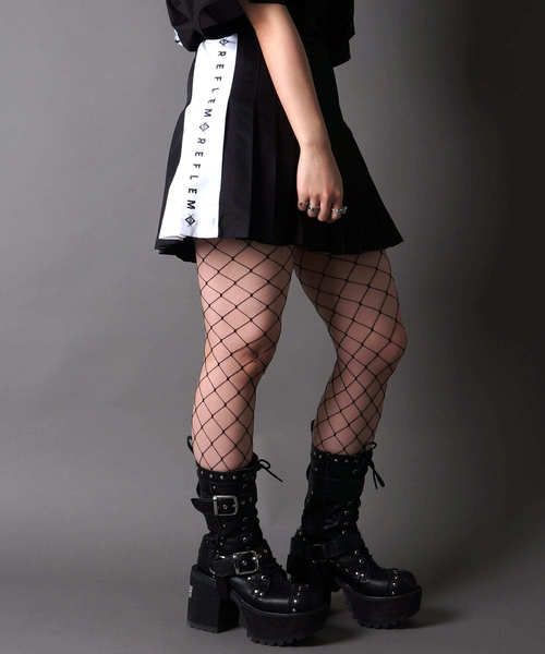 TRAVAS TOKYO（トラバス トウキョウ）の「ライン入りプリーツスカート