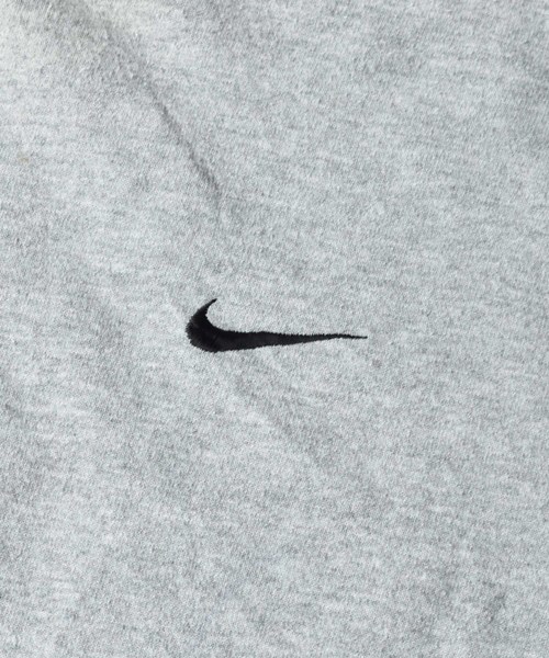 NIKE（ナイキ）の「【ヴィンテージ古着】90's NIKE/ナイキ ロゴ クルーネックスウェット（スウェット・メンズ・グレー・LARGE）」の2枚目の写真