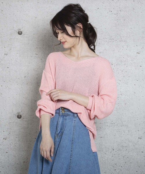Jewelobe（ジュエローブ）の「シア―Vネック片畦編みトップス（ニット/セーター・レディース・ベージュ/パープル/ネイビー/ブラウン/ピンク/グリーン・FREE）」の6枚目の写真
