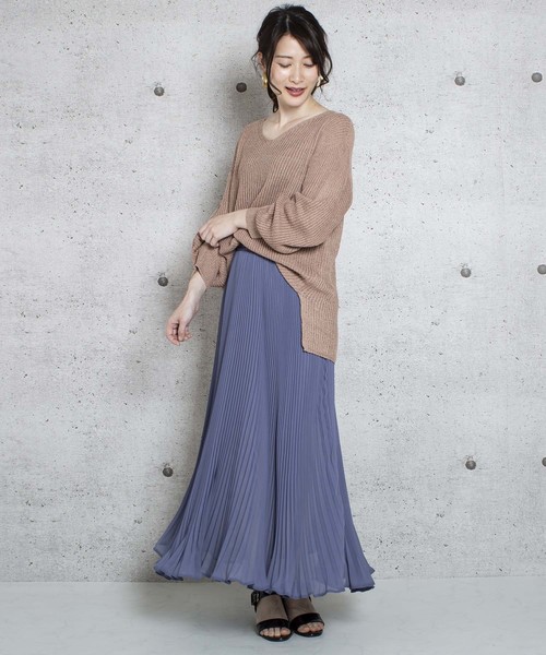 Jewelobe（ジュエローブ）の「シア―Vネック片畦編みトップス（ニット/セーター・レディース・ベージュ/パープル/ネイビー/ブラウン/ピンク/グリーン・FREE）」の8枚目の写真
