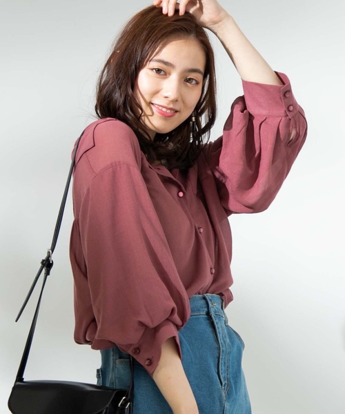 WEGO(ウィゴー)の「WEGO/ボリュームスリーブシャツ(シャツ/ブラウス・レディース・ホワイト/ブラック/ベージュ/ピンク・FREE)」の4枚目の写真