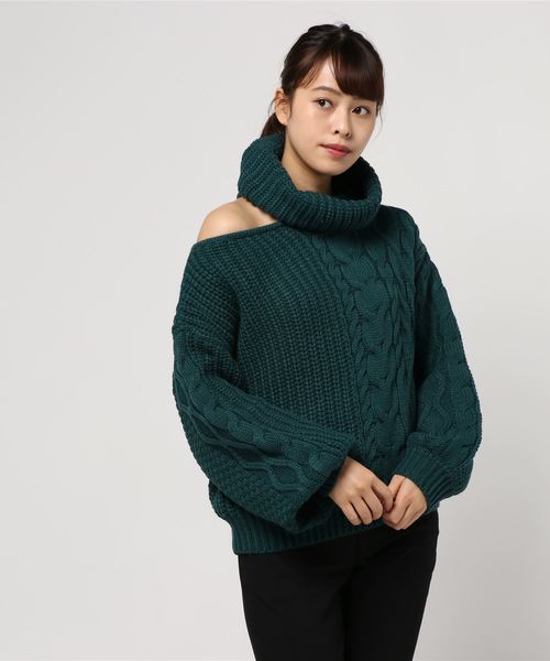 one way(ワンウェイ)の「オープンショルダーケーブルニット(ニット/セーター・レディース・ホワイト/ブラック/ライトグリーン/ライトブラウン・M)」の7枚目の写真