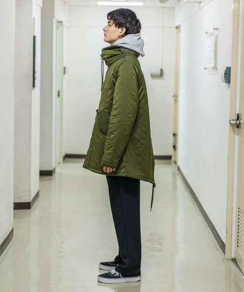 Ranch standard（ランチスタンダード）の「中綿 ボリュームネック