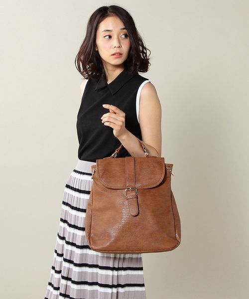 ROSE BUD（ローズバッド）の「(ROSE BUD)3WAYエンボスバッグ（ショルダーバッグ・レディース・ブラック/タン/ダークグリーン/レッド/アイボリー/イエロー・ONE SIZE）」の3枚目の写真