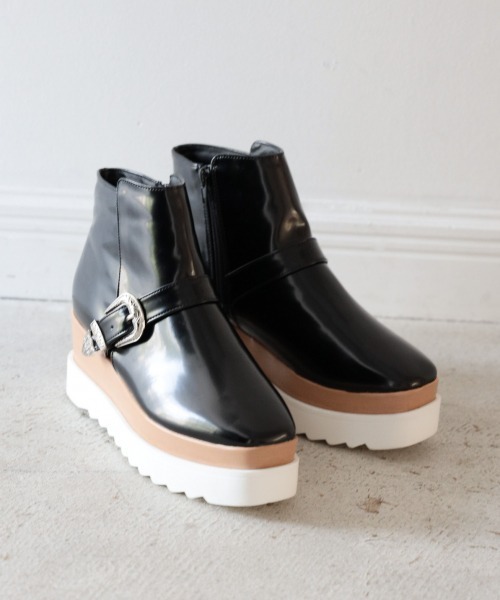 PAGEBOY（ページボーイ）の「スクエアショートブーツ（ブーツ・レディース・ブラック/ダークブラウン・LARGE/MEDIUM）」の2枚目の写真