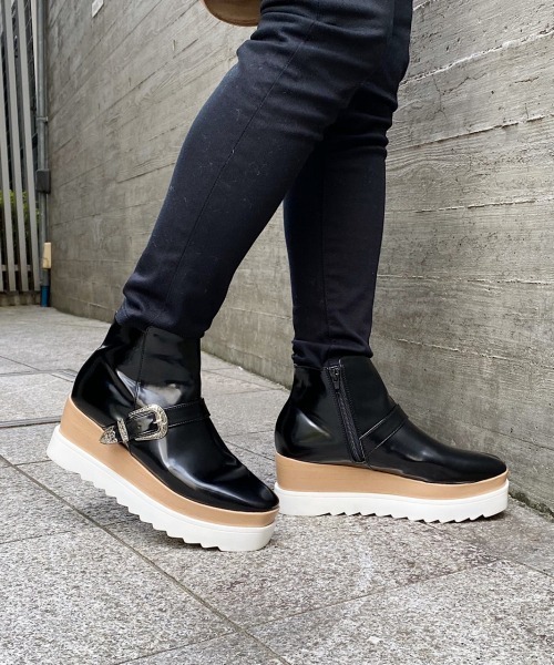 PAGEBOY（ページボーイ）の「スクエアショートブーツ（ブーツ・レディース・ブラック/ダークブラウン・LARGE/MEDIUM）」の21枚目の写真