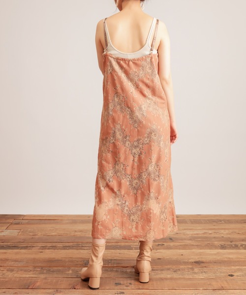 natural couture（ナチュラルクチュール）の「配色レースキャミワンピース（ワンピース・レディース・ブラウン/ブルー/オレンジ/パープル/ネイビー・FREE）」の19枚目の写真