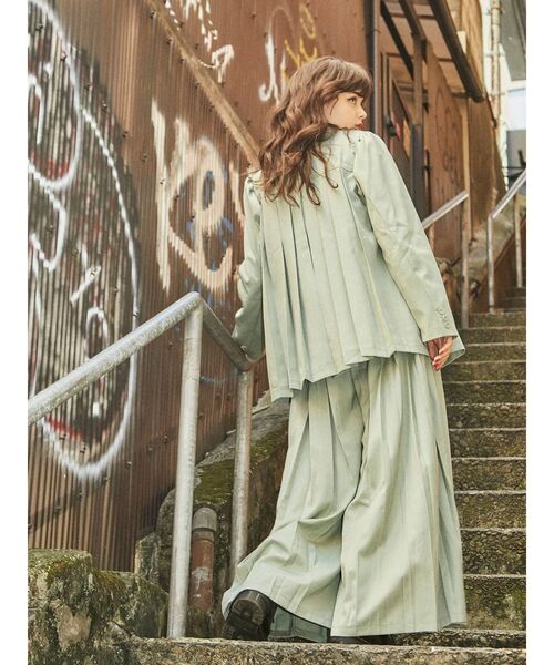 jouetie(ジュエティ)の「プリーツスカンツ(その他パンツ・レディース・ブラウン/ブルー/グリーン/その他1・MEDIUM)」の10枚目の写真