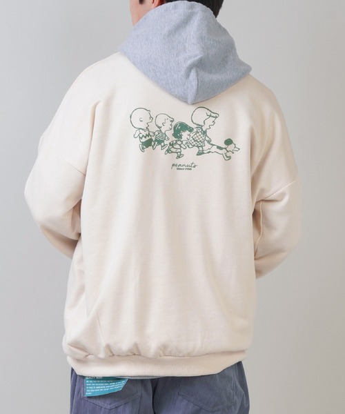 Peanuts ピーナッツ Snoopy スヌーピー スウェット スウェット Peanuts ピーナッツ のファッション通販 Zozotown