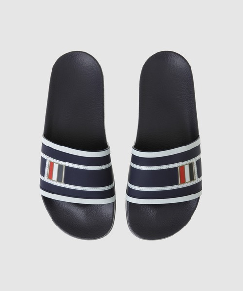 THOM BROWNE（トムブラウン）の「TROMPE L'OEIL PRINTED RUBBER POOL SLIDE IN MOLDED RUBBER（サンダル・メンズ・ネイビー・8/9/7）」の5枚目の写真