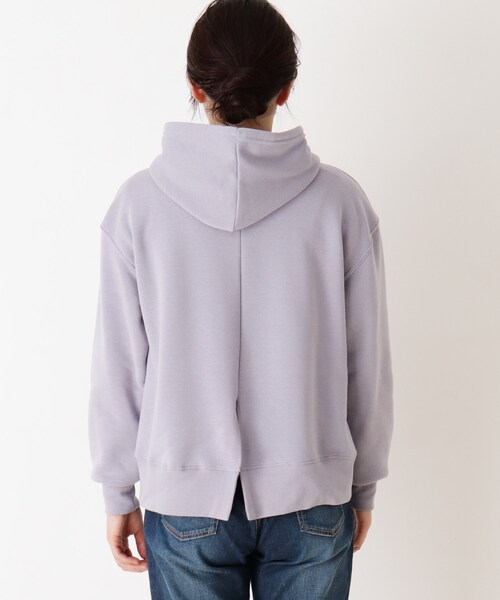 Cutie Blonde（キューティーブロンド）の「◆【S-LL】バックスリット裏起毛フーディプルオーバー（パーカー・レディース・ベージュ/アイボリー/パープル・04/01/02/03）」の6枚目の写真