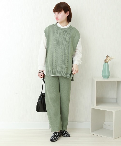 libelle more（リベル モア）の「ケーブル柄ニットベスト+リブパンツ/セットアップ（ニット/セーター・レディース・グリーン/ブラック/ライトベージュ・L/M）」の4枚目の写真