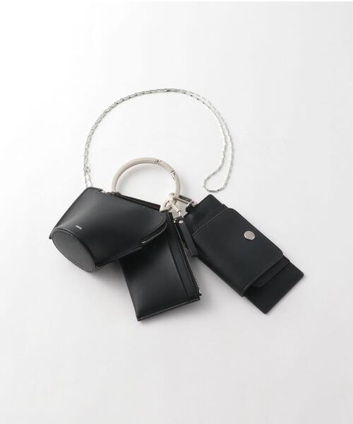 Steven Alan(スティーブンアラン)の「<OSOI>LEATHER BANGLERING/バッグ(ショルダーバッグ・レディース・ブラック/オフホワイト・FREE)」の2枚目の写真