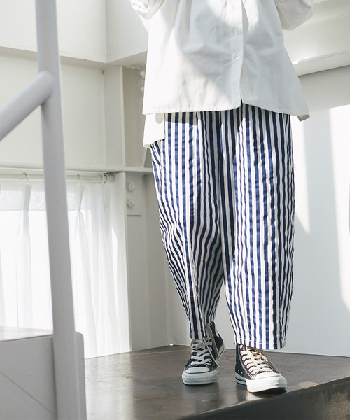 and R（アンドアール）の「ストライプサーカスパンツ（その他パンツ・レディース・ネイビー/ブラック・FREE）」の2枚目の写真