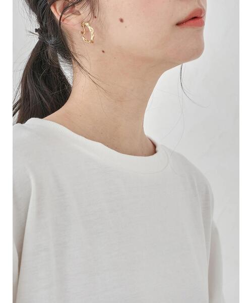 earth music&ecology（アースミュージックアンドエコロジー）の「前後2WAYカットチュニック ＊（Tシャツ/カットソー・レディース・ブラック/オフホワイト/サックスブルー/グレイッシュベージュ・FREE）」の12枚目の写真