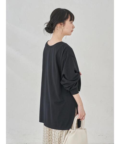 earth music&ecology（アースミュージックアンドエコロジー）の「前後2WAYカットチュニック ＊（Tシャツ/カットソー・レディース・ブラック/オフホワイト/サックスブルー/グレイッシュベージュ・FREE）」の20枚目の写真