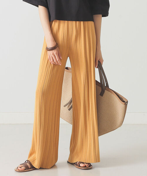 BEAMS LIGHTS(ビームスライツ)の「BEAMS LIGHTS / ニット プリーツ パンツ(その他パンツ・レディース・グレー/イエロー系その他5・ONE SIZE)」の4枚目の写真