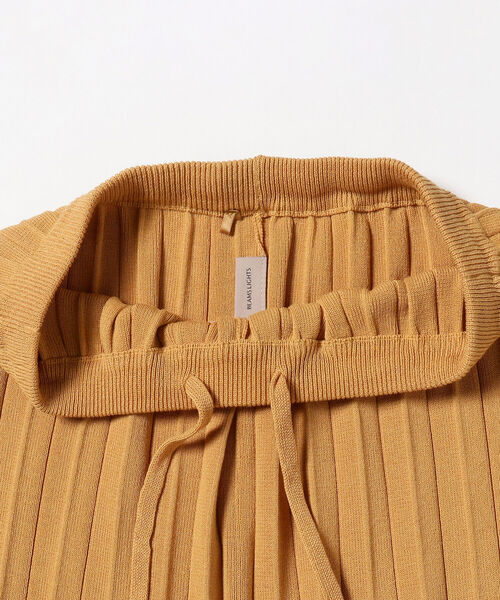 BEAMS LIGHTS(ビームスライツ)の「BEAMS LIGHTS / ニット プリーツ パンツ(その他パンツ・レディース・グレー/イエロー系その他5・ONE SIZE)」の16枚目の写真