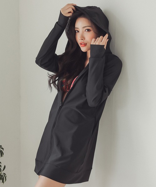 Lace Ladies(レースレディース)の「UVカット 指穴付き ロングタイプラッシュガード(ラッシュガード・レディース・ホワイト/ブラック/ネイビー/カーキ/グリーン/ライトグレー・S/M/L/XL)」の21枚目の写真