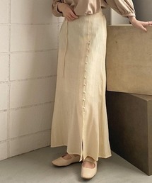 【WEB限定】ボタンデザインスリットロングスカート