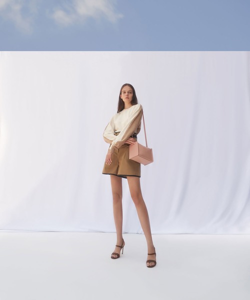 CHARLES & KEITH(チャールズ & キース)の「スローチー トップハンドルバッグ / Slouchy Top Handle Bag(ハンドバッグ・レディース・ホワイト/ネイビー/ベビーピンク・M)」の11枚目の写真