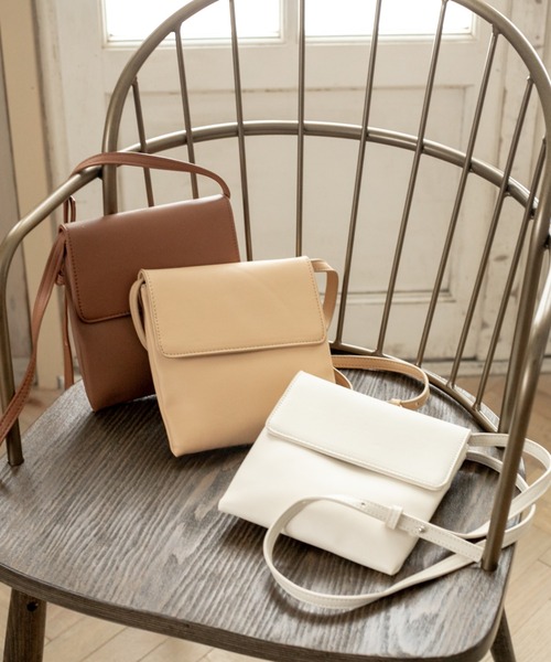 Ambre Neige（アンブルネージュ）の「スクエアフラップバック／【WEB/EC限定商品】（ショルダーバッグ・レディース・ホワイト/ベージュ/キャメル・FREE）」の12枚目の写真