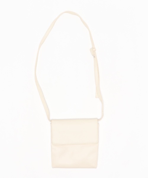 Ambre Neige（アンブルネージュ）の「スクエアフラップバック／【WEB/EC限定商品】（ショルダーバッグ・レディース・ホワイト/ベージュ/キャメル・FREE）」の13枚目の写真