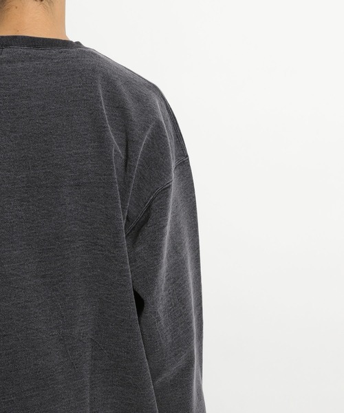 niko and...（ニコアンド）の「[niko and ...JEANS 2021AW]デニム裏毛スリットプルオーバー（スウェット・メンズ・ブラック/ブルー・MEDIUM/LARGE）」の8枚目の写真