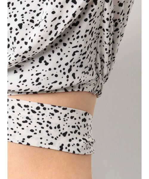 GYDA（ジェイダ）の「フロントバックルTOPS（シャツ/ブラウス・レディース・ベージュ/オフホワイト・FREE）」の15枚目の写真