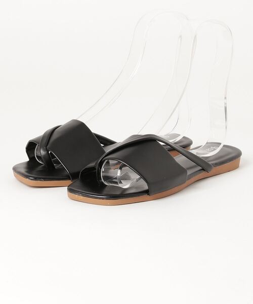 SFW（エスエフダブリュー）の「親指クロスミュール フラット 1.5cm（サンダル・レディース・グリーン/ブルー/ベージュ/ブラック/ピンク・39/40/41/36/37/38）」の2枚目の写真