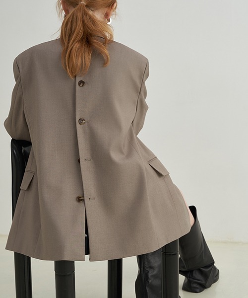 Fano Studios（ファノ ストゥディオズ）の「【Fano Studios】Back button tailored jacket FX21W011（テーラードジャケット・レディース・ライトブラウン・S/M/L）」の6枚目の写真