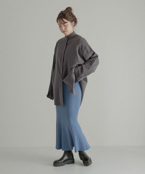 LAATO(ラート)の「HIGH NECK LANTAN BLOUSE(シャツ/ブラウス・レディース・オフホワイト/チャコールグレー・FREE)」の3枚目の写真