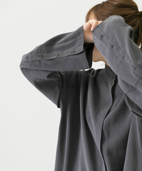 LAATO(ラート)の「HIGH NECK LANTAN BLOUSE(シャツ/ブラウス・レディース・オフホワイト/チャコールグレー・FREE)」の20枚目の写真