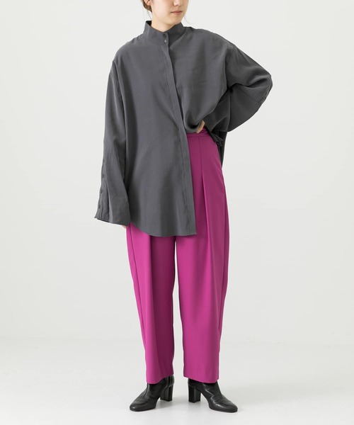LAATO(ラート)の「HIGH NECK LANTAN BLOUSE(シャツ/ブラウス・レディース・オフホワイト/チャコールグレー・FREE)」の21枚目の写真