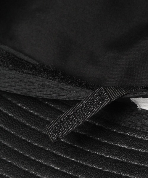 niko and...(ニコアンド)の「オリジナルレザー調バケットハット(ハット・レディース・ブラック/オフホワイト/キャメル・FREE)」の4枚目の写真