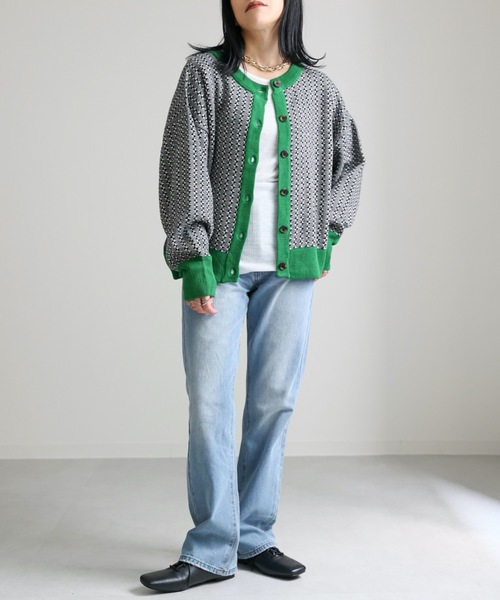 ap retro(アプレトロ)の「幾何学柄ジャガード配色リブニットカーディガン 2WAY(カーディガン/ボレロ・レディース・ブルー/ベージュ/グリーン/ブラウン・FREE)」の21枚目の写真