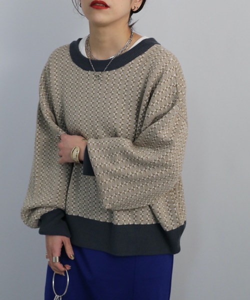 ap retro(アプレトロ)の「幾何学柄ジャガード配色リブニットカーディガン 2WAY(カーディガン/ボレロ・レディース・ブルー/ベージュ/グリーン/ブラウン・FREE)」の5枚目の写真