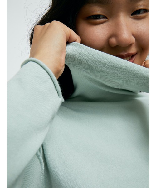 MAX&Co.（マックス アンド コー）の「MAX＆Co. [サガーチェ] ハイネック ストレッチ ニット（ニット/セーター・レディース・レッド/ライトグリーン・SMALL/MEDIUM/LARGE）」の10枚目の写真