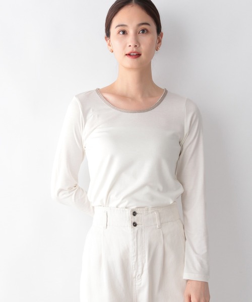 GLOBAL WORK(グローバルワーク)の「Beauteeアビガイル長袖/217109(Tシャツ/カットソー・レディース・ホワイト/ブラック/オフホワイト・MEDIUM/LARGE)」の2枚目の写真