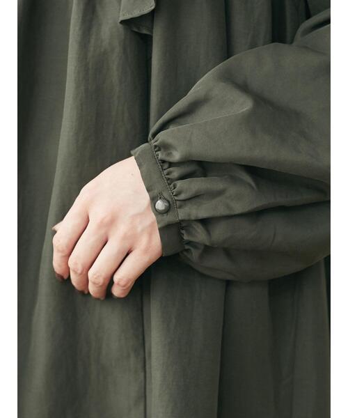 Green Parks(グリーンパークス)の「・SUGAR SPOON ラッフルショルダーチュニック*(Tシャツ/カットソー・レディース・ブラック/グリーン/アイボリー/マスタード・FREE)」の16枚目の写真