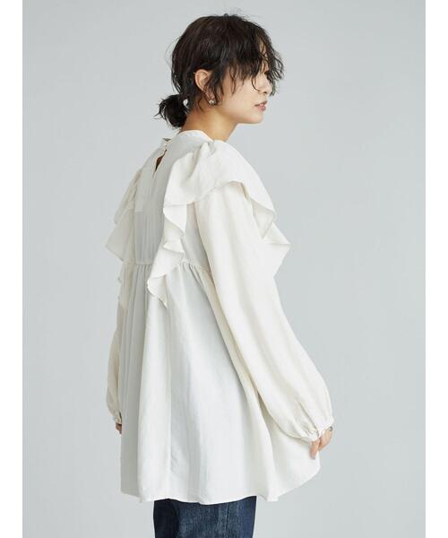 Green Parks(グリーンパークス)の「・SUGAR SPOON ラッフルショルダーチュニック*(Tシャツ/カットソー・レディース・ブラック/グリーン/アイボリー/マスタード・FREE)」の18枚目の写真