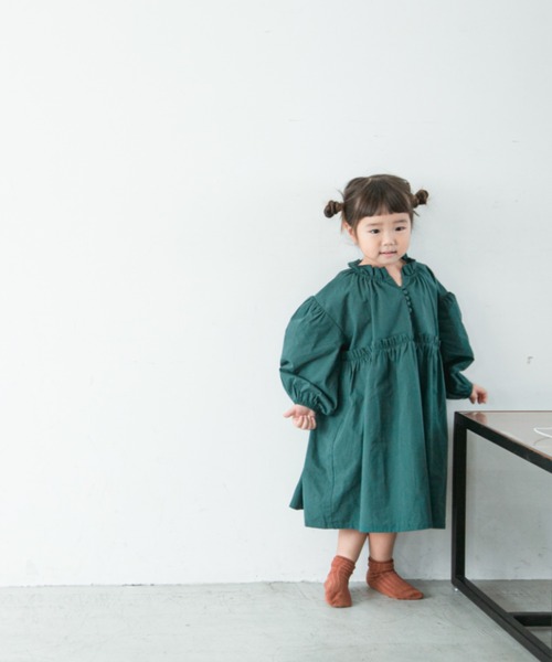 LOWRYS FARM（ローリーズファーム）の「ギャザーボリュームワンピース　254735（ワンピース・キッズ・グレー/イエロー/グリーン・110cm/120cm/130cm）」の21枚目の写真