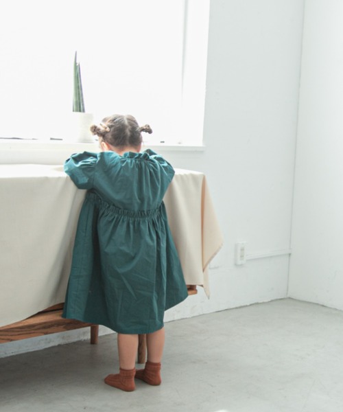 LOWRYS FARM（ローリーズファーム）の「ギャザーボリュームワンピース　254735（ワンピース・キッズ・グレー/イエロー/グリーン・110cm/120cm/130cm）」の18枚目の写真