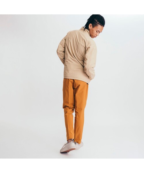 AIGLE（エーグル）の「撥水 リバーシブルスタンドカラー ジャケット（ブルゾン・メンズ・ベージュ/ダークネイビー・LL/S/M/L）」の6枚目の写真