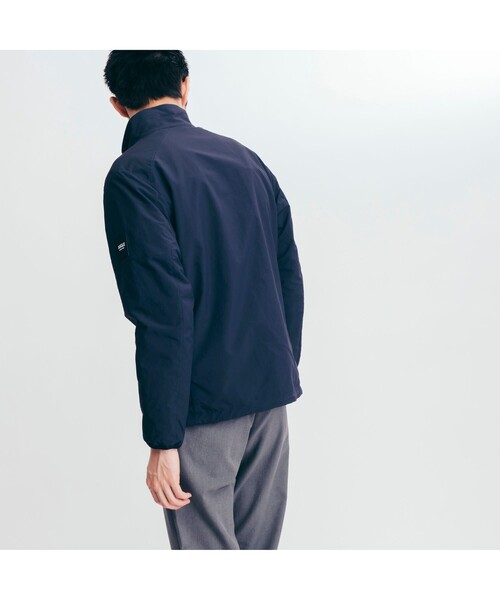 AIGLE（エーグル）の「撥水 リバーシブルスタンドカラー ジャケット（ブルゾン・メンズ・ベージュ/ダークネイビー・LL/S/M/L）」の20枚目の写真