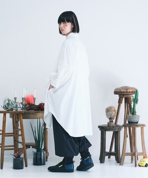 bedsidedrama（ベットサイドドラマ）の「Another World Long Shirt（シャツ/ブラウス・レディース・ブラック/ホワイト・1）」の7枚目の写真
