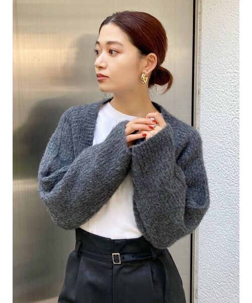 EMODA（エモダ）の「マークウエストルーズプルオーバー（Tシャツ/カットソー・レディース・ホワイト/ブラック/イエロー・FREE）」の5枚目の写真