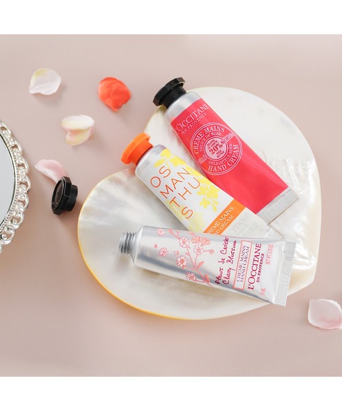 L'OCCITANE（ロクシタン）の「ミニハンドクリームトリオ (チェリーブロッサム、オスマンサス、アーモンド)（ハンドケア/ハンドクリーム・レディース・その他・FREE）」の8枚目の写真